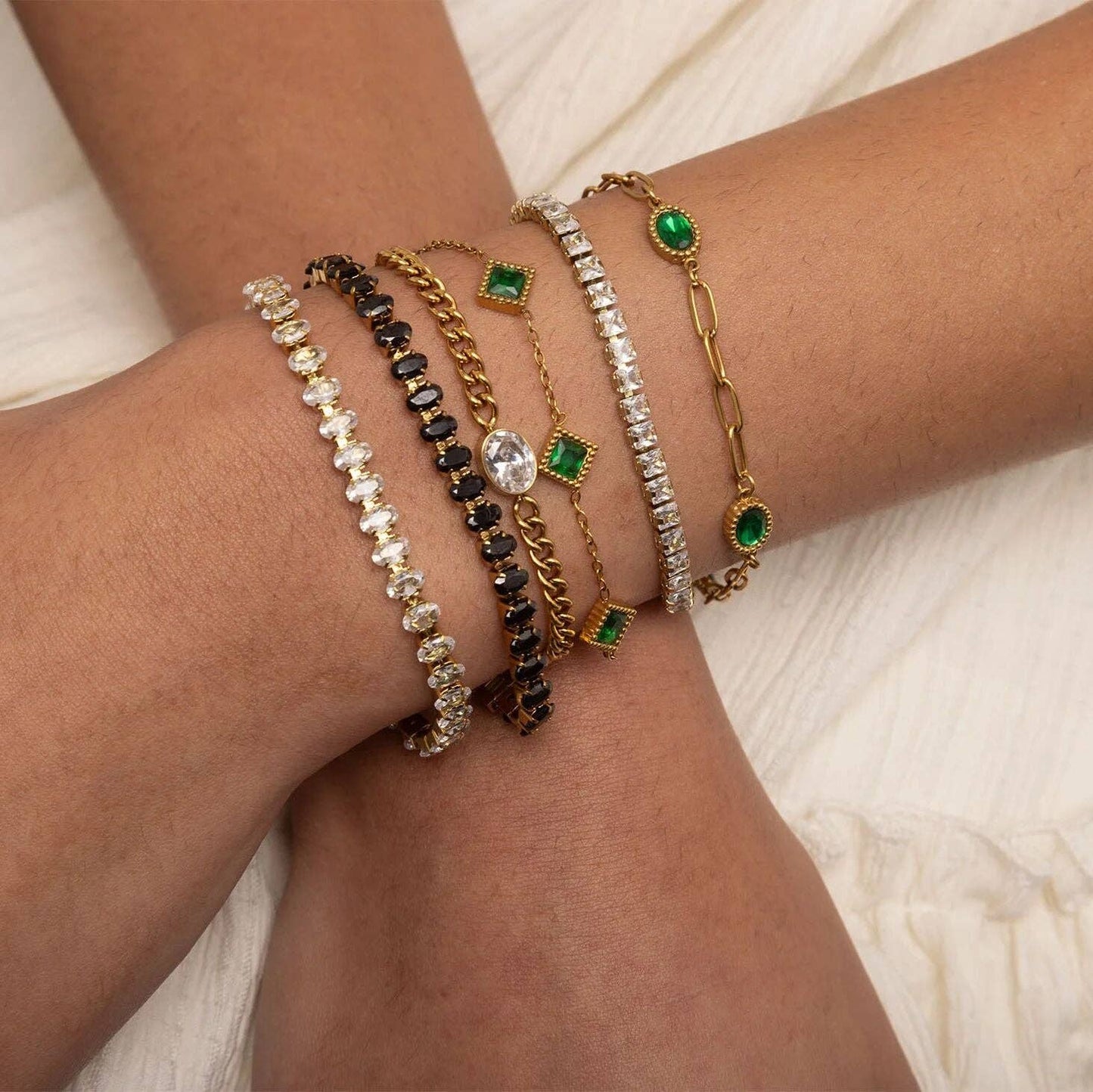 Paperclip Emerald Stone Station Bracelet