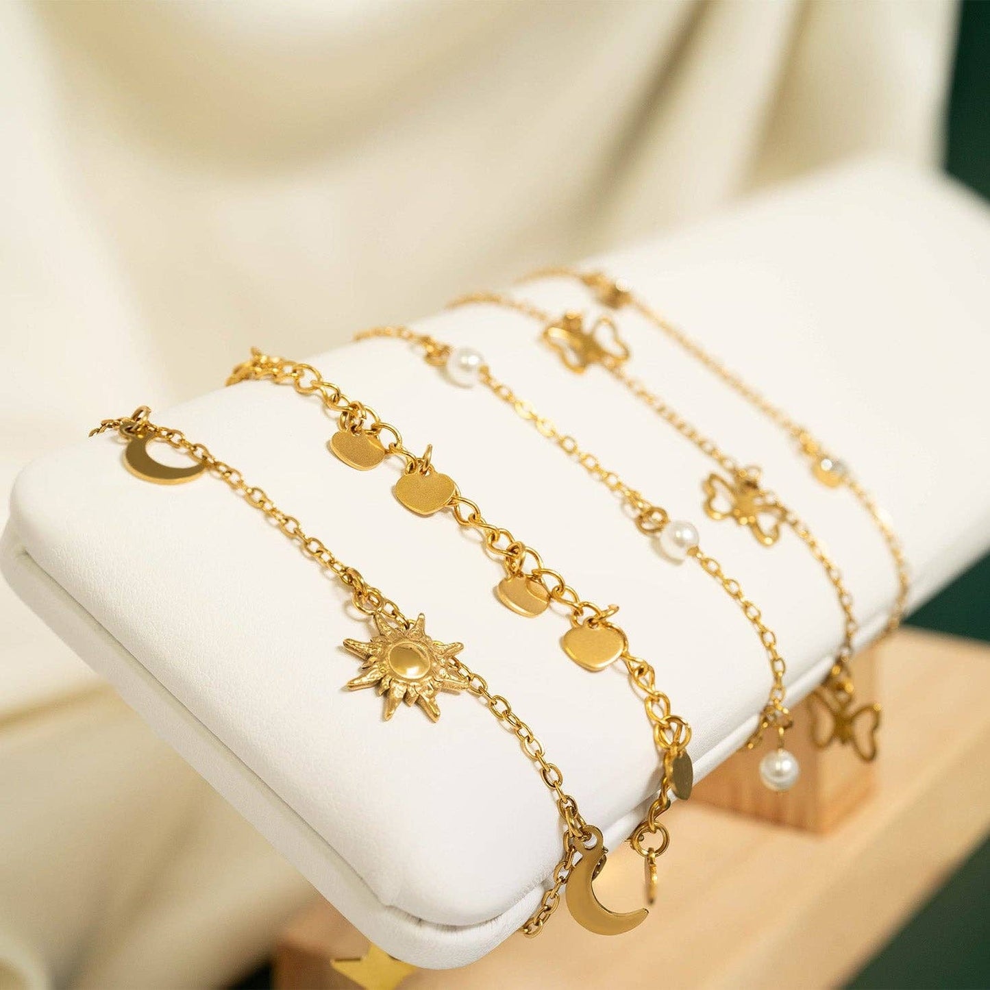 18K Gold PVD Stainless Steel Moon & Star Charm Anklet