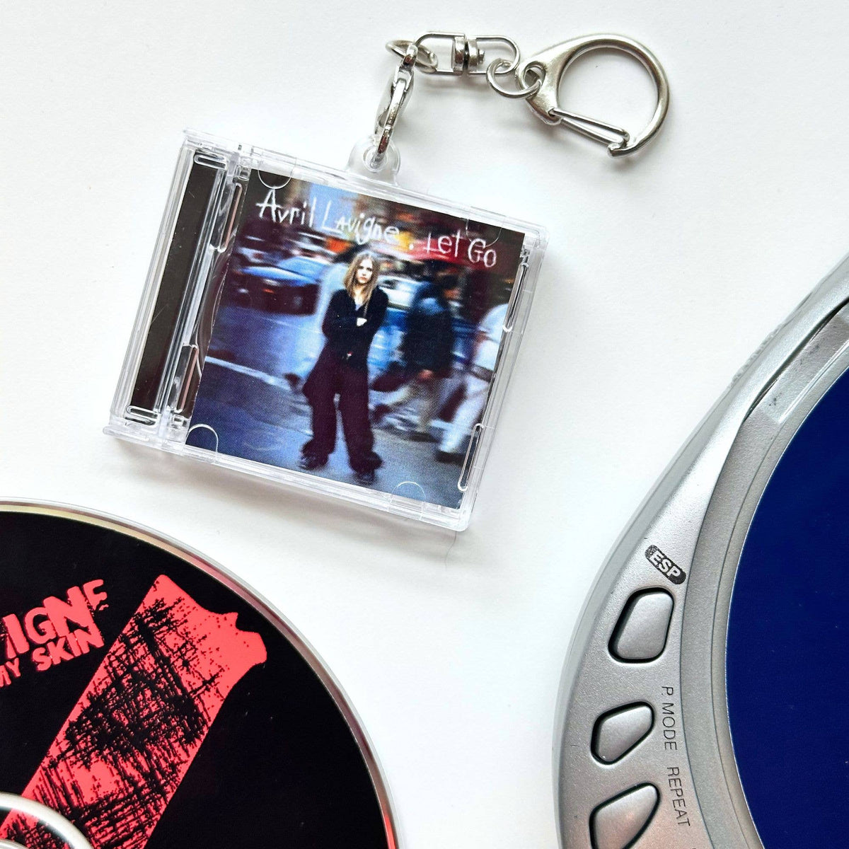 'Hit Clips' Mini CD Case Keychain - Avril Lavigne Let Go